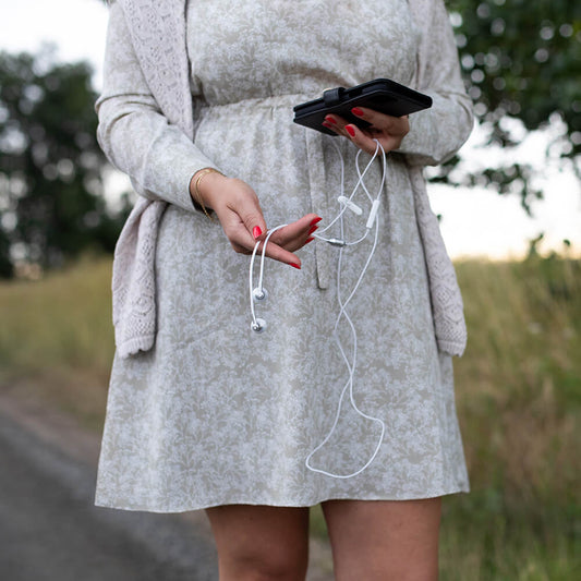 Wired In-Ear Headphones with microphone and volume control